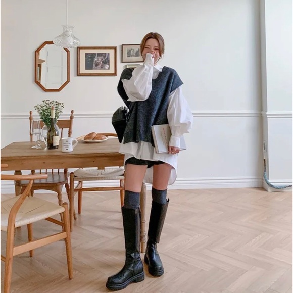 NWT South Korean Brand DEEPNY V-neck Dip Back Wool Blend Knot Vest Charcoal Gray - Picture 6 of 16